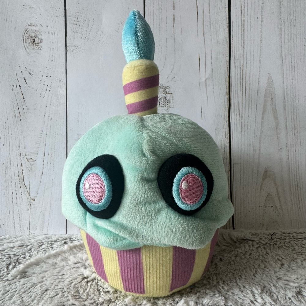 Funko Five Nights at Freddy’s Plush Toy Cupcake Spring Colorway